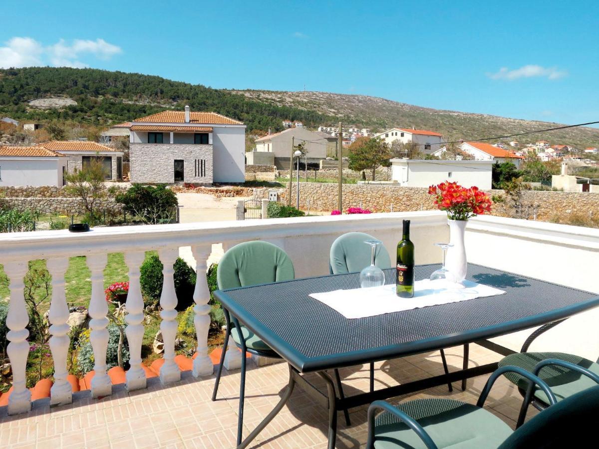 Apartment Lukeni-1 Vinjerac Bagian luar foto
